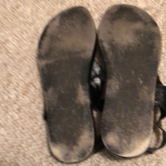 Used sandals - Picture 5 of 6